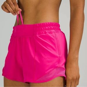 sonic pink lululemon hotty hots low rise 2.5in!